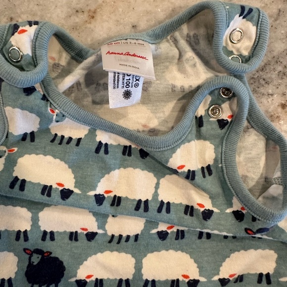 Hanna Andersson White Sheep & Black Sheep Tank Onesie Size 3-6 Months - Picture 5 of 9